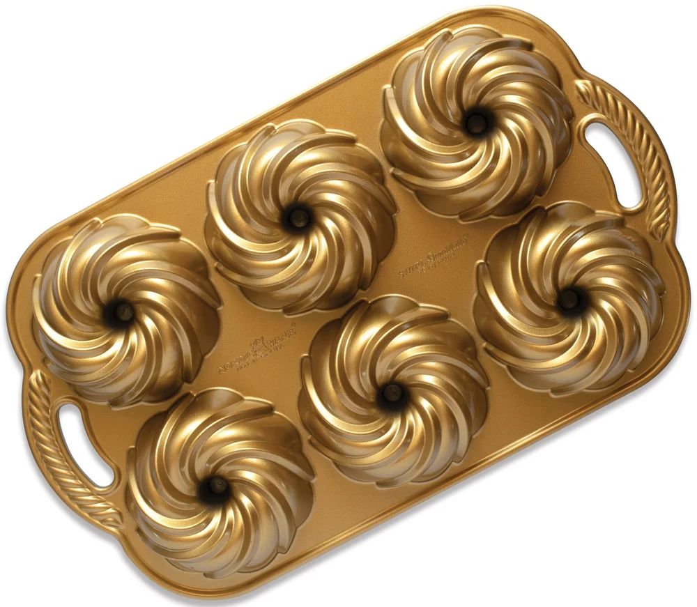 Forma na 6 minibábovek Swirl, zlatá, 710 ml
