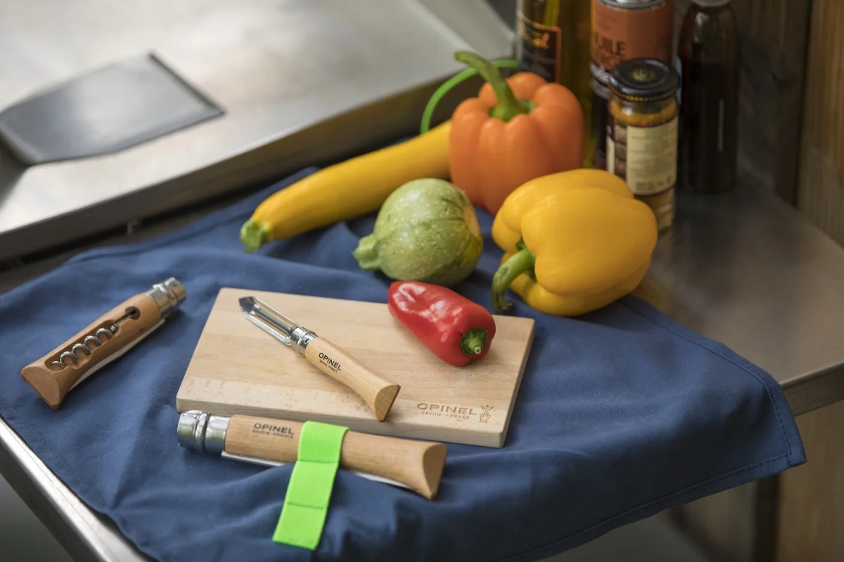Opinel_Nomad_zaviraci_cestovni_skrabka